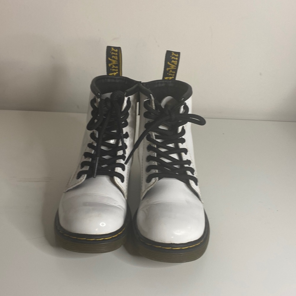 Like New Children’s Dr Martens